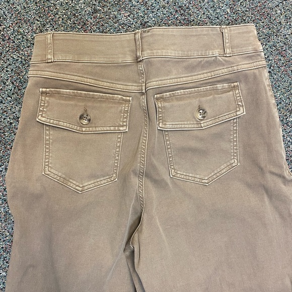 SPANX® Stretch Twill Cropped Pant Cedar Size Large - Picture 6 of 14